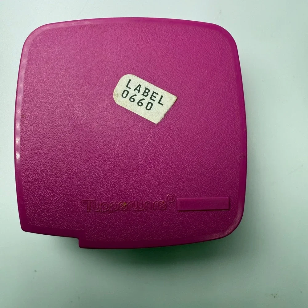 Vintage Tupperware‎ Label Dispenser Holder Magenta Freezer Canning Organization